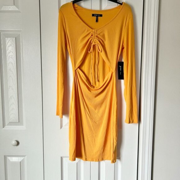 BCBG Paris Women's Rib Knit Cut Out Dress Long Sleeve Yellow Medium NWT - Picture 5 of 9